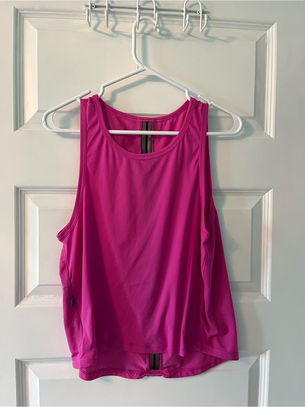 Victorias Secret Sport Purple Tank Top size Medium